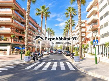 Local comercial en venda a Carrer de Barcelona