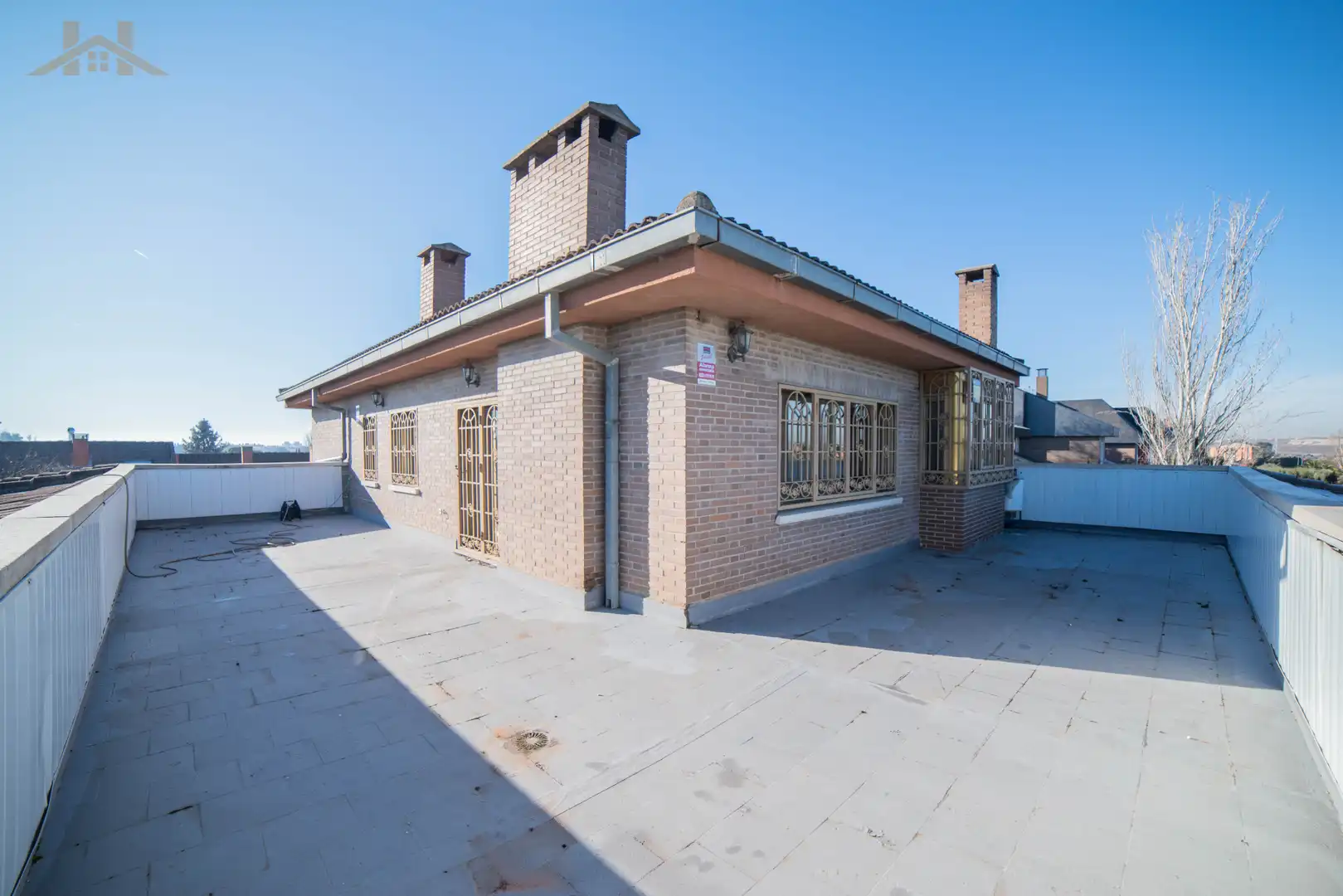 Vista exterior de Casa o chalet en venta en Rivas-Vaciamadrid con Jardín privado, Trastero y Piscina