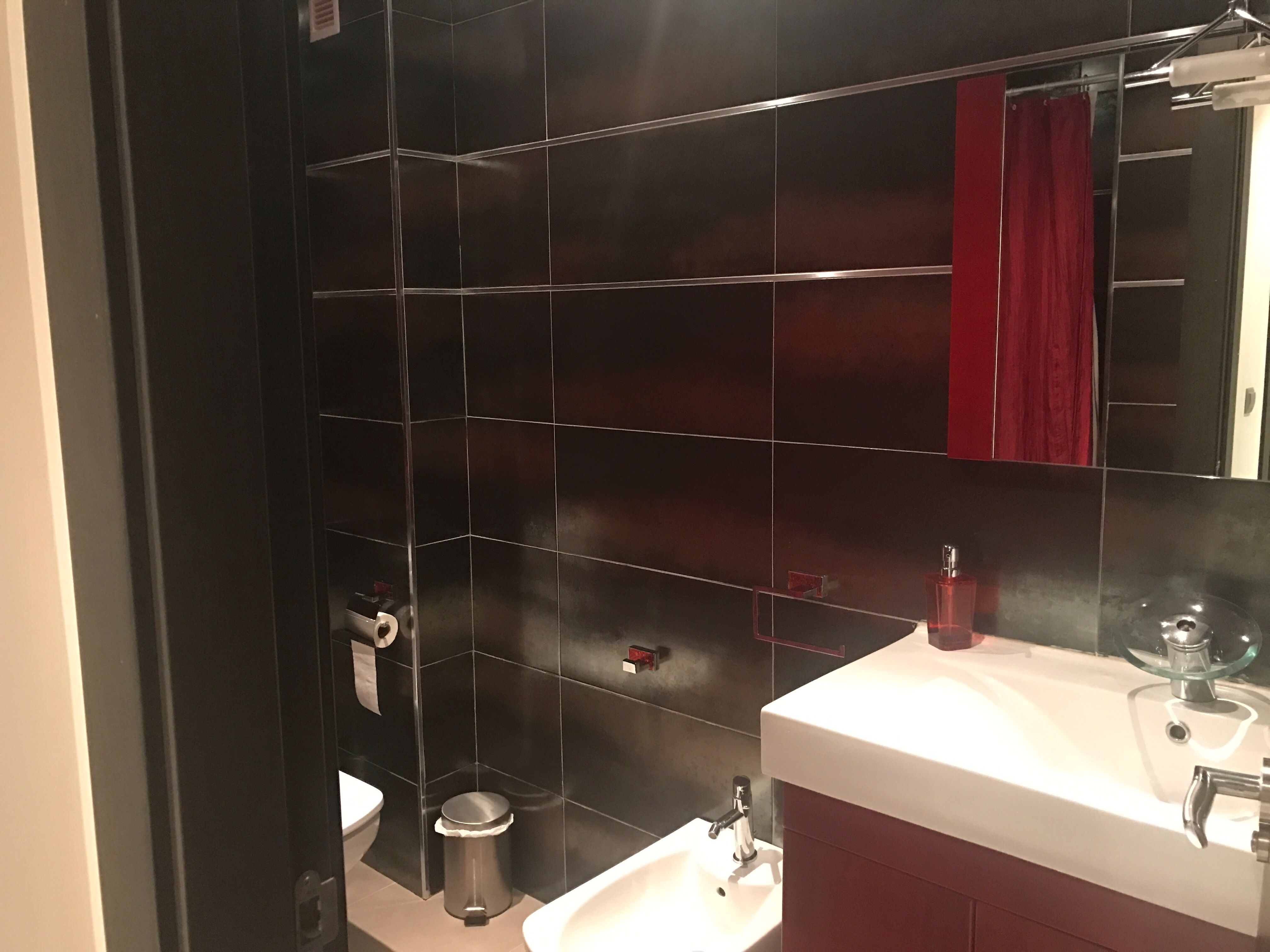 Bathroom of Flat for sale in Guadix  with Private garden, Storage room and Swimming Pool