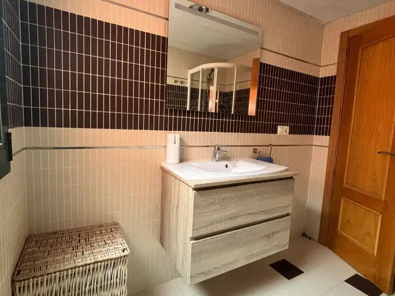 Bathroom of Attic for sale in Vélez-Málaga  with Air Conditioner, Terrace and Balcony