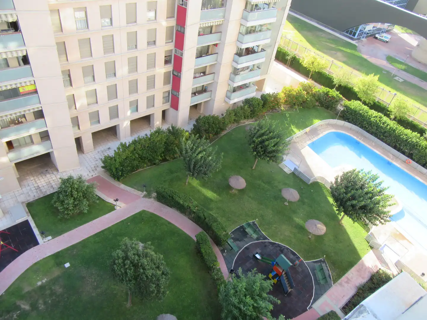 Piscina de Piso de alquiler en Zaragoza con Calefacción, Terraza y Trastero