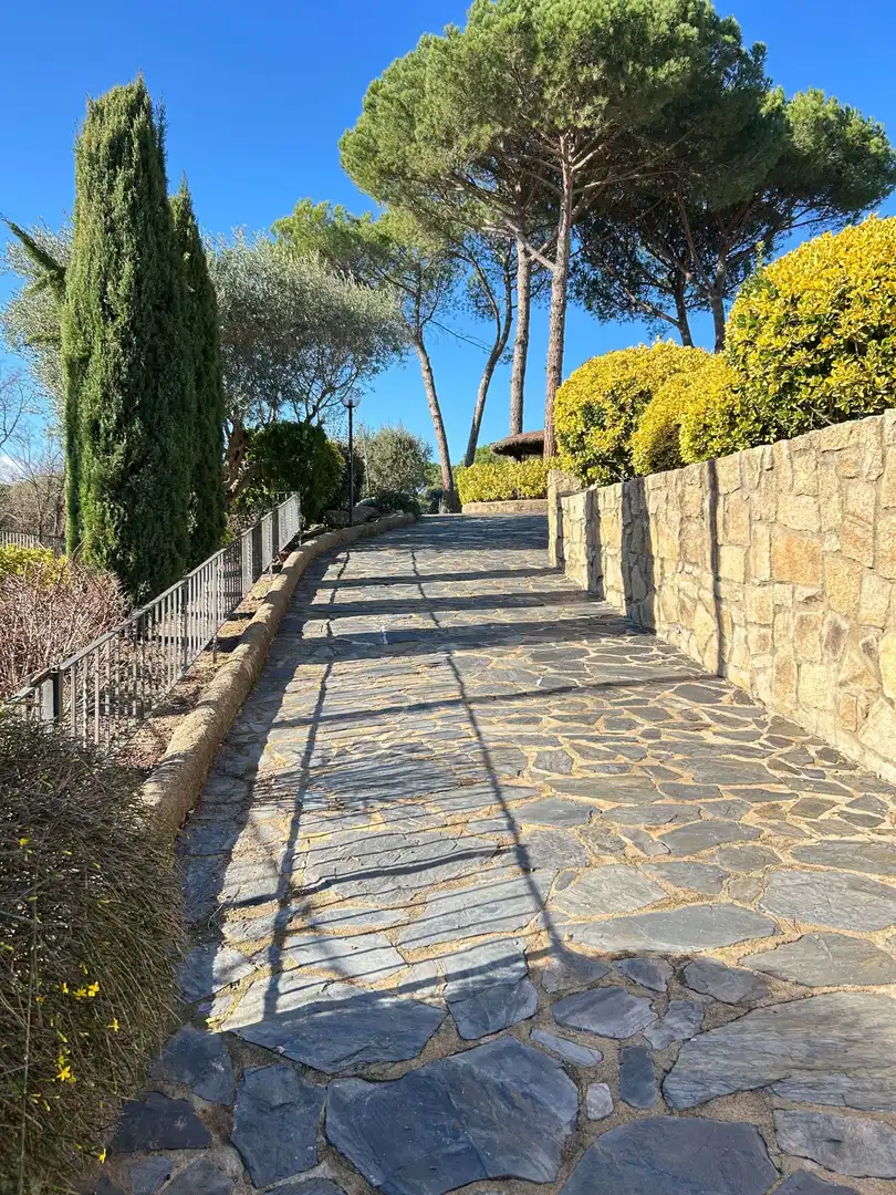 Vista exterior de Casa o chalet en venta en Santa Coloma de Farners con Calefacción, Jardín privado y Terraza