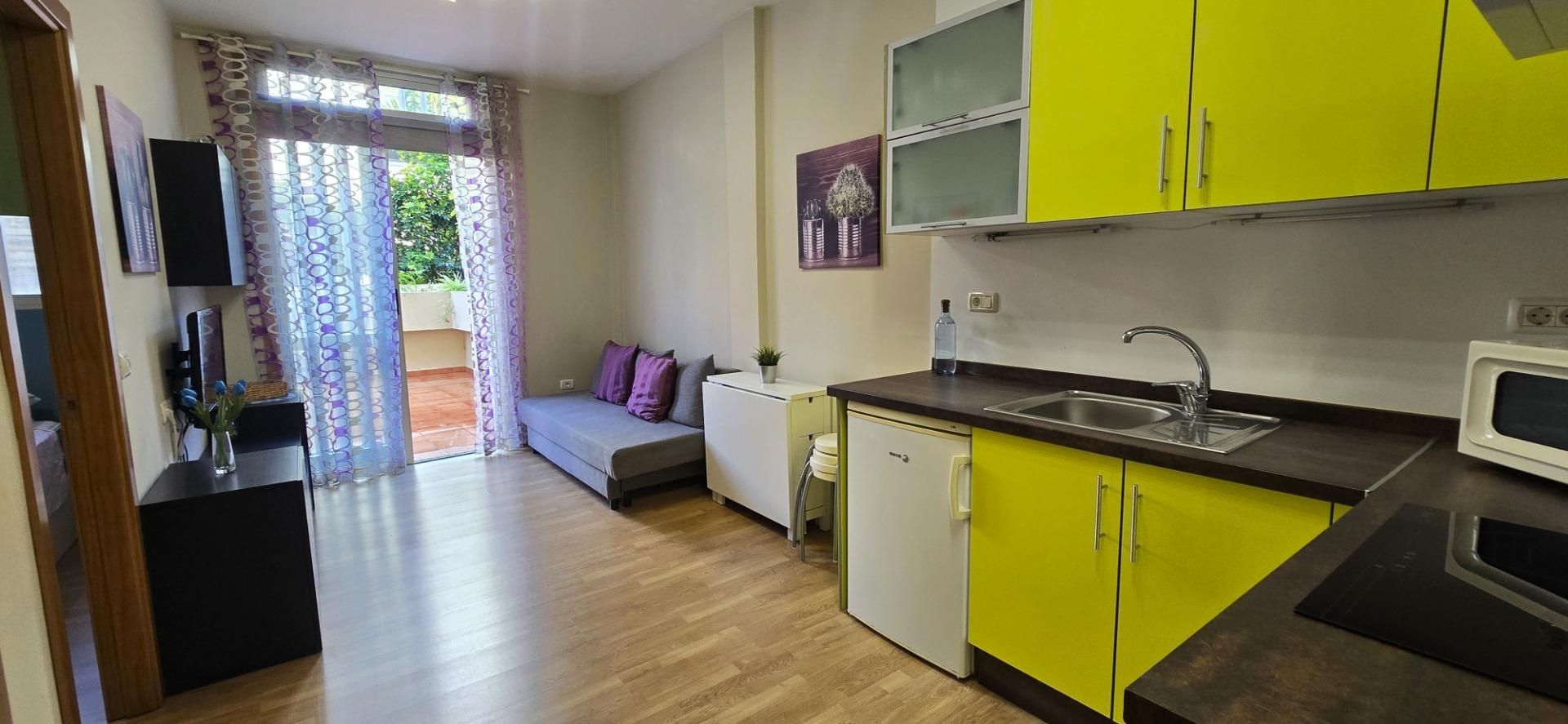 Dormitori de Apartament en venda en Puerto de la Cruz amb Terrassa i Piscina comunitària