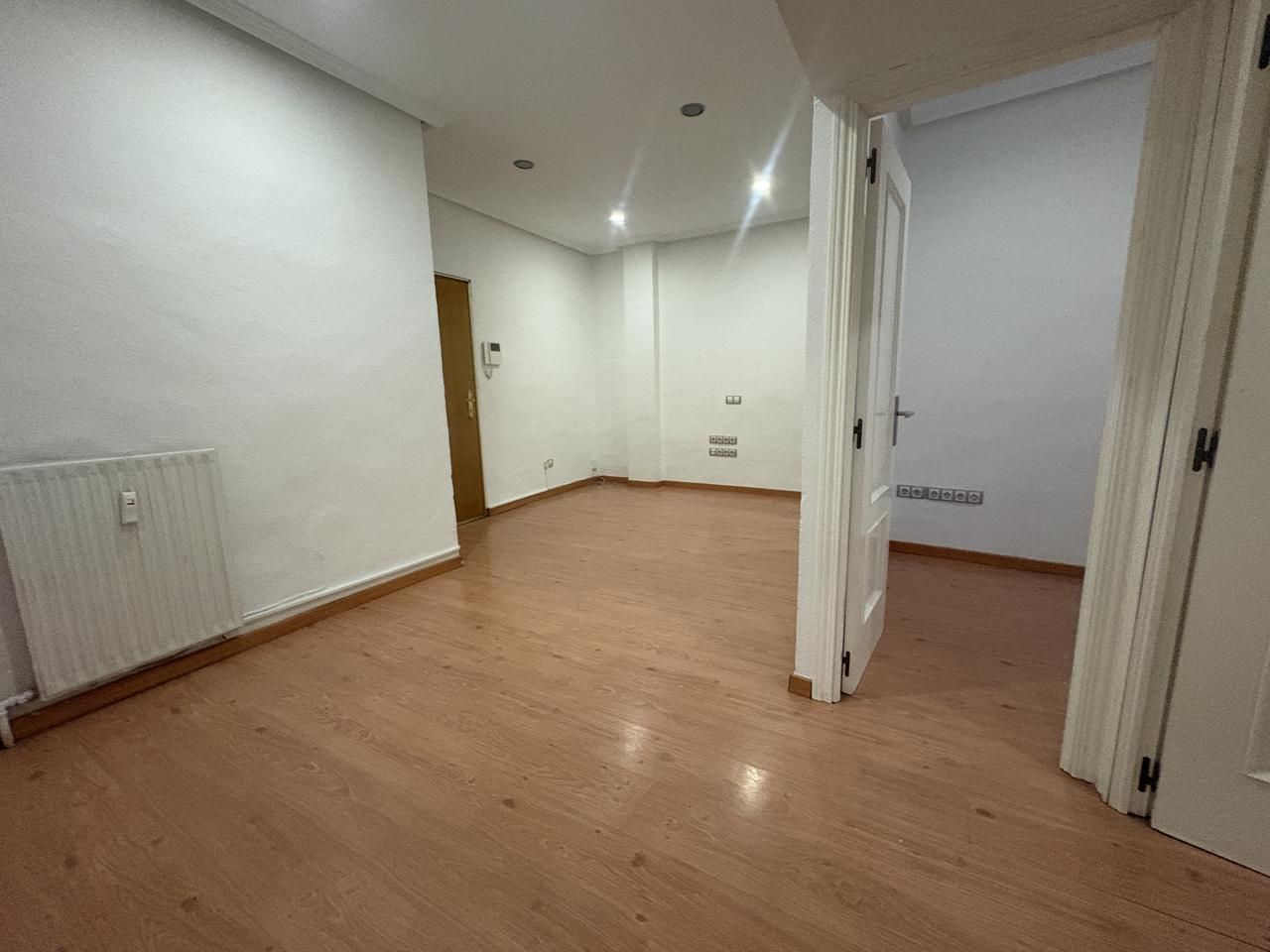 Planta baixa de lloguer en  Madrid Capital amb Calefacció