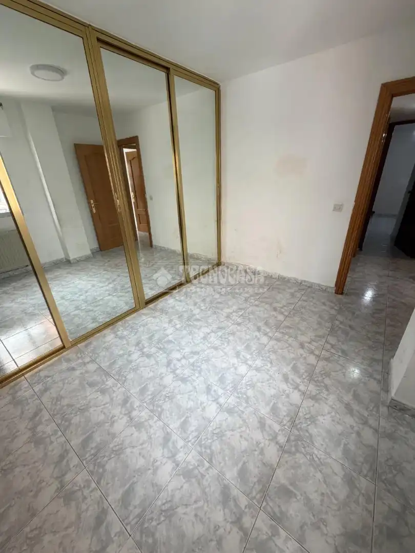 Schlafzimmer von Wohnung zum Verkauf in Fuenlabrada mit Heizung