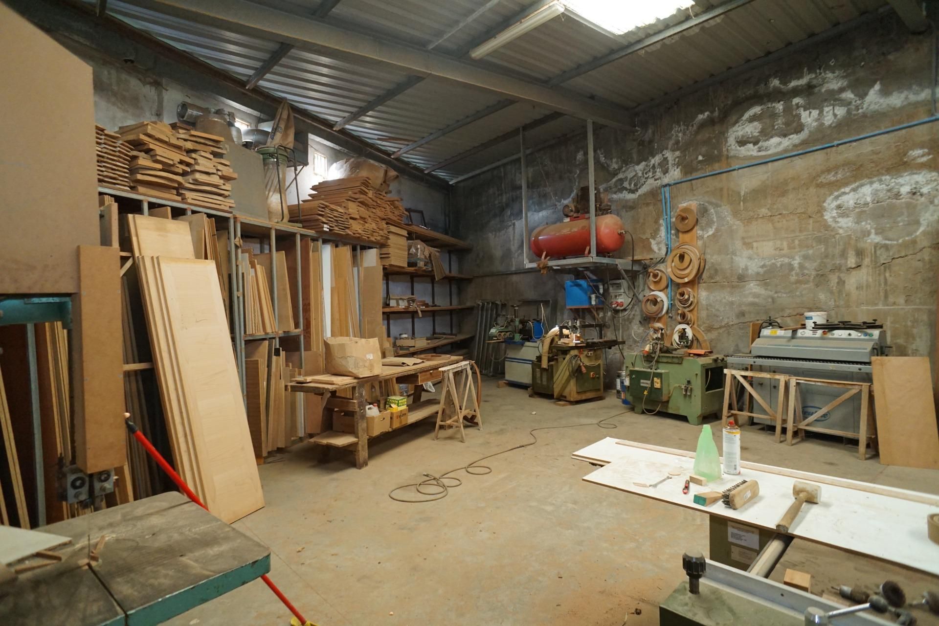 Industrial buildings to rent in Santa Úrsula