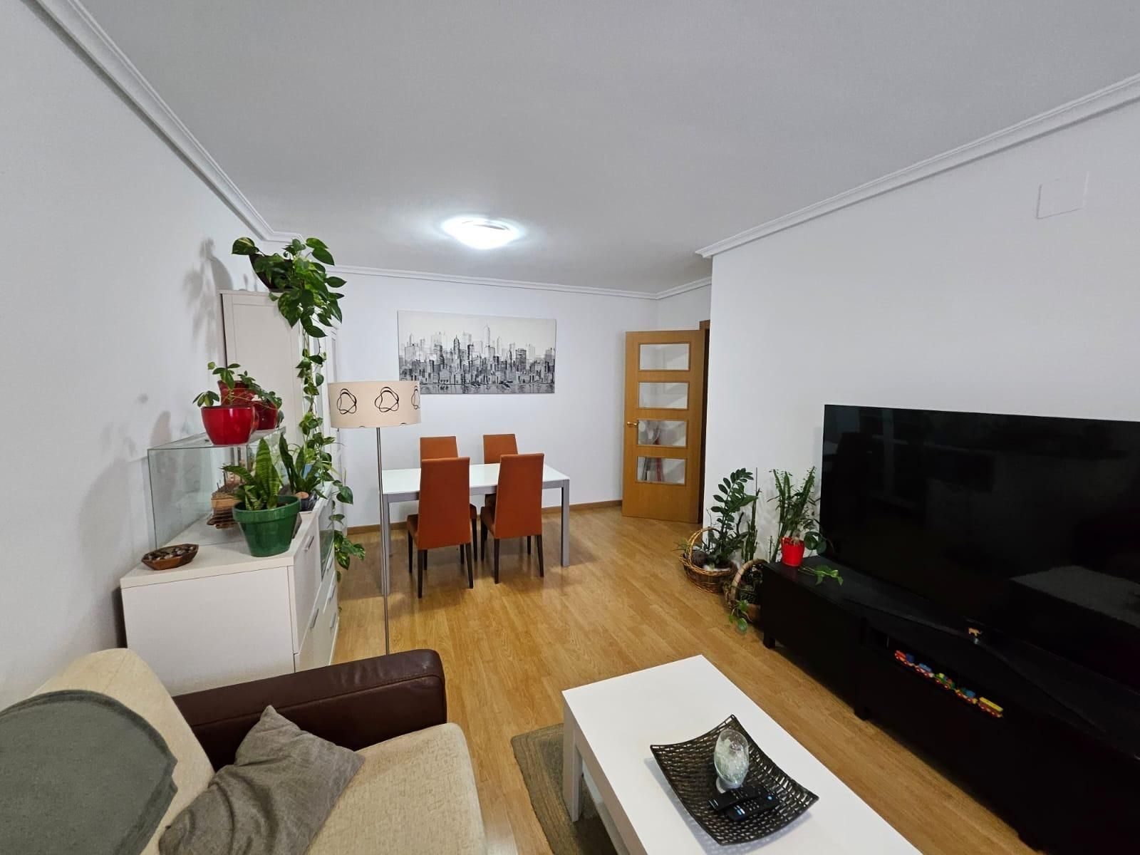 Living room of Flat for sale in  Albacete Capital  with Heating and Storage room