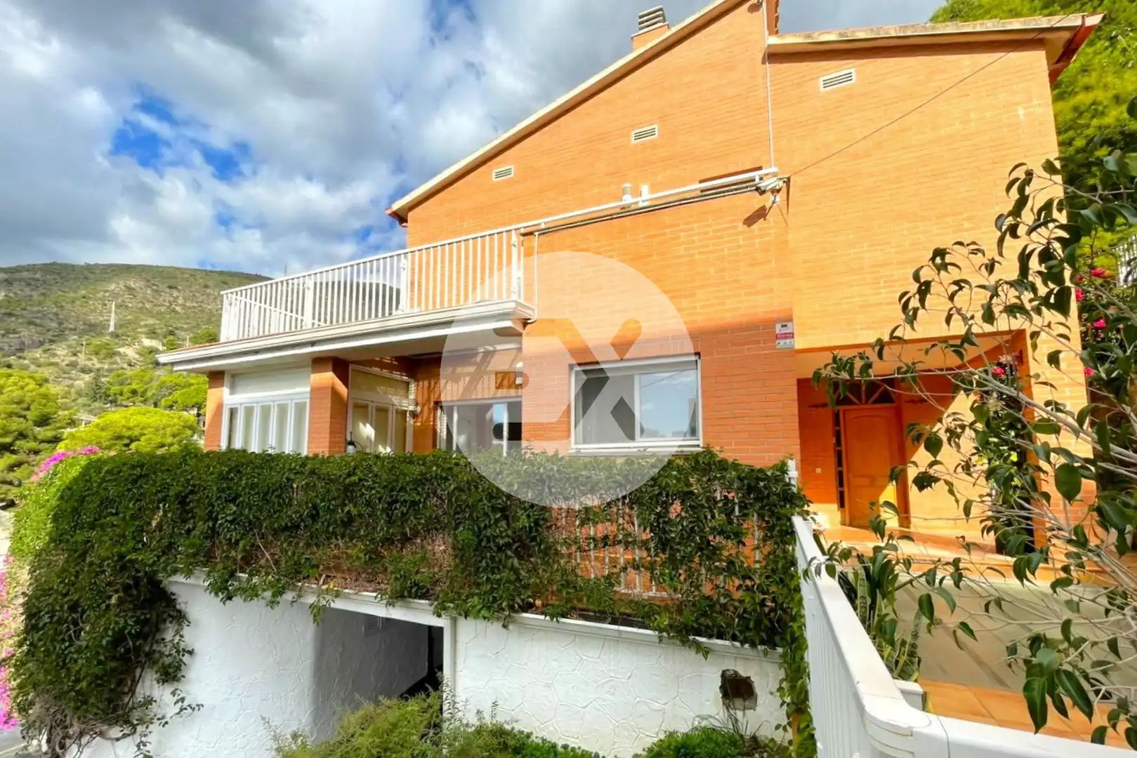 Vista exterior de Casa o chalet en venta en Castelldefels con Aire acondicionado, Calefacción y Jardín privado
