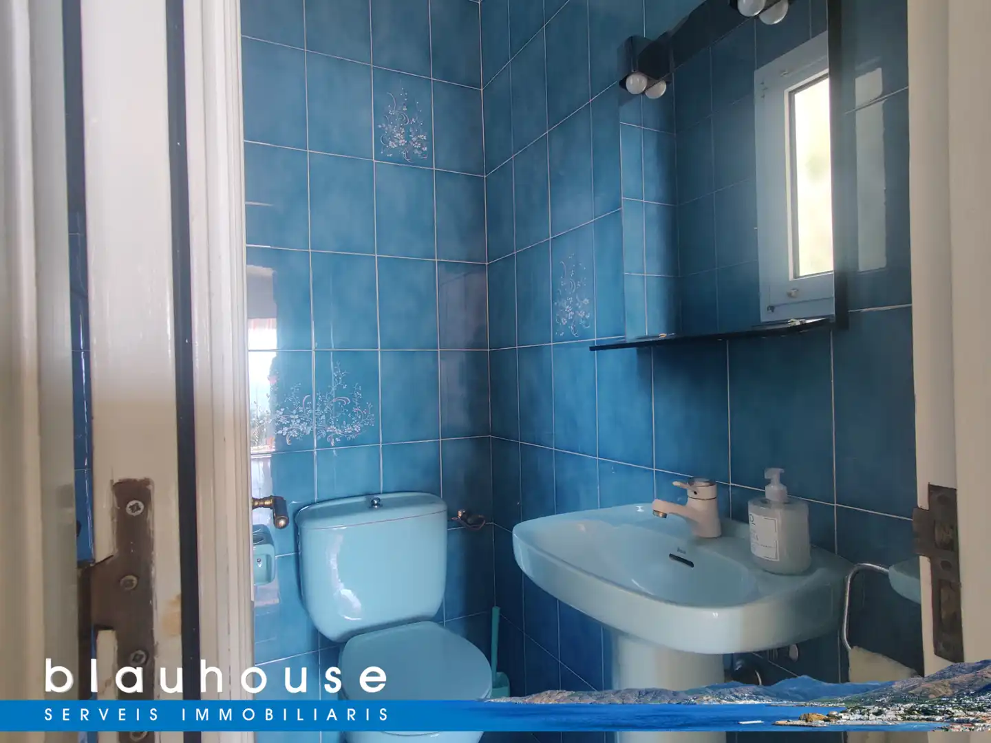 Badezimmer von Haus oder Chalet zum Verkauf in Llançà mit Klimaanlage, Privatgarten und Terrasse