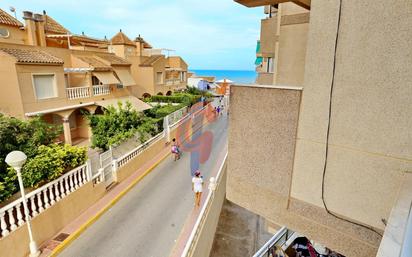 Vista exterior de Apartament en venda en Guardamar del Segura amb Aire condicionat i Terrassa