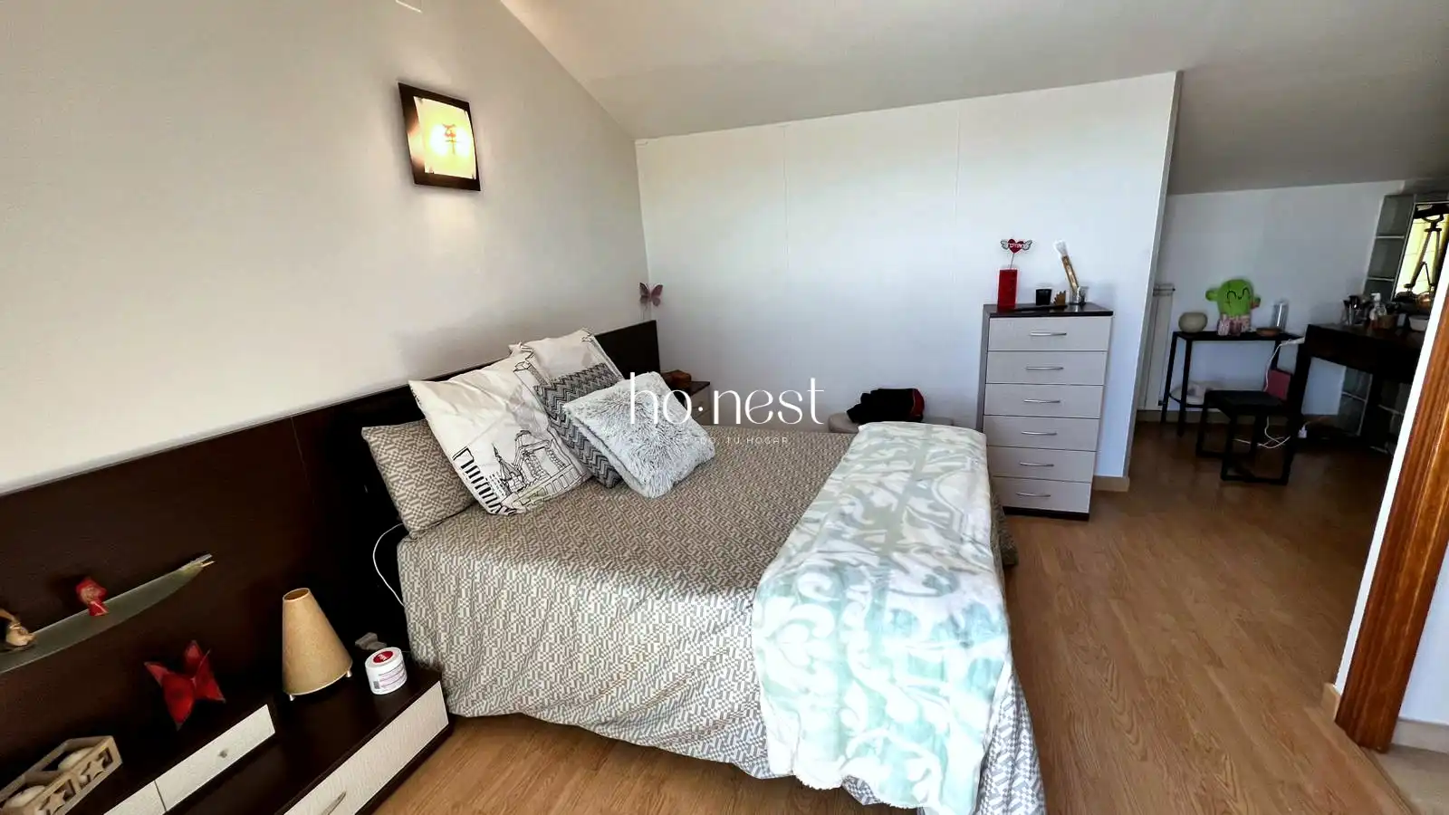 Habitación de Casa adosada en venta en La Granada con Calefacción y Terraza