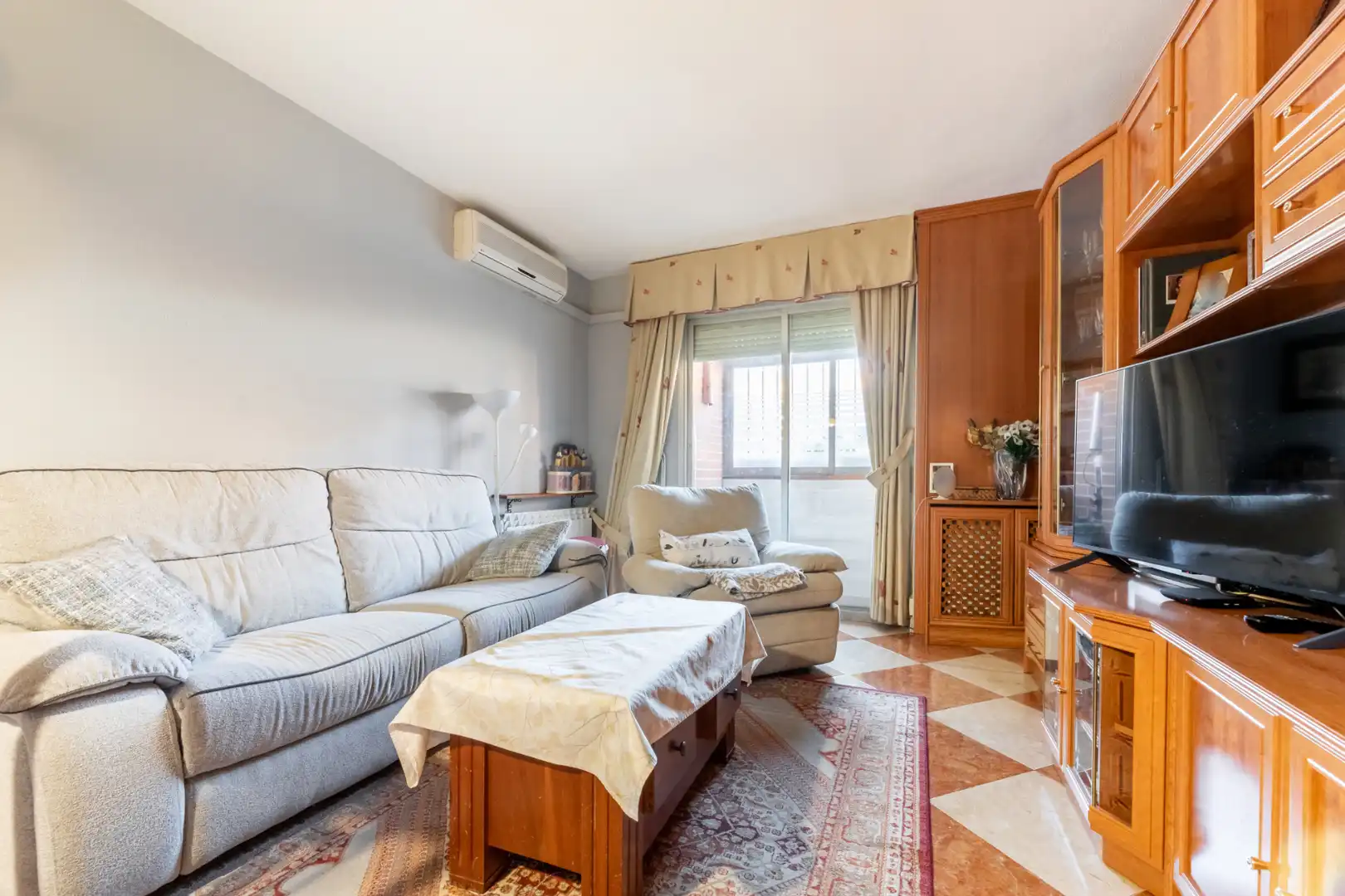 Sala de estar de Piso en venta en Navalcarnero con Aire acondicionado, Calefacción y Amueblado