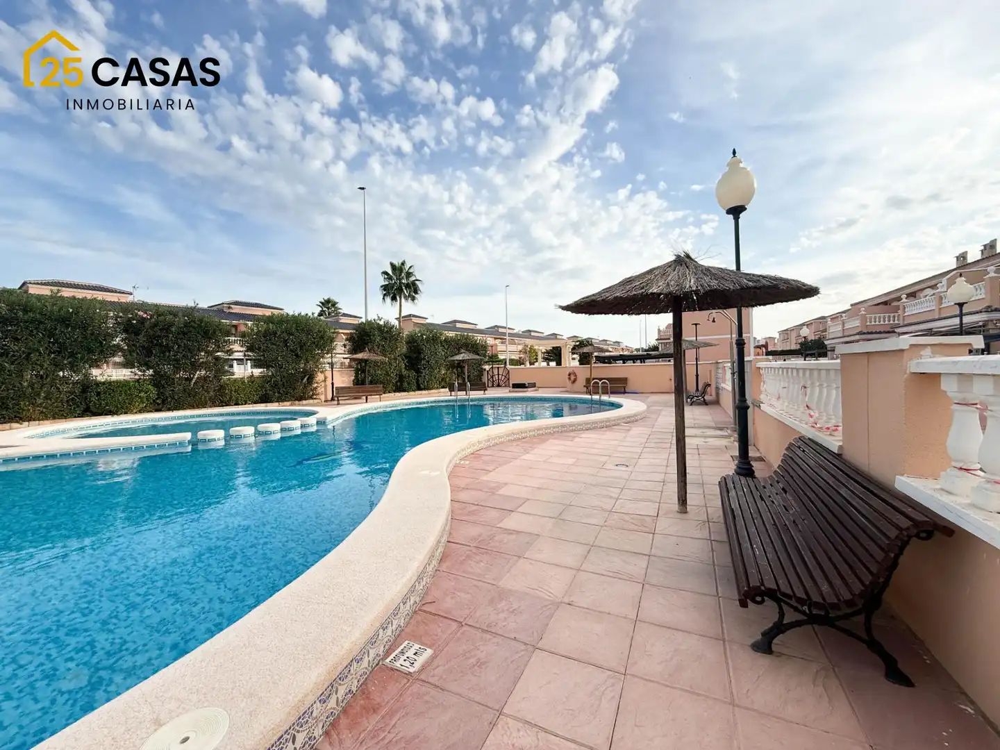Casa amb terrassa en venda a Avenida Finlandia, imagen 36