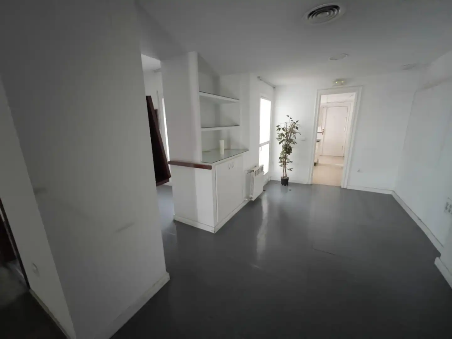 Wohnung zum Verkauf in Córdoba mit Klimaanlage und Terrasse