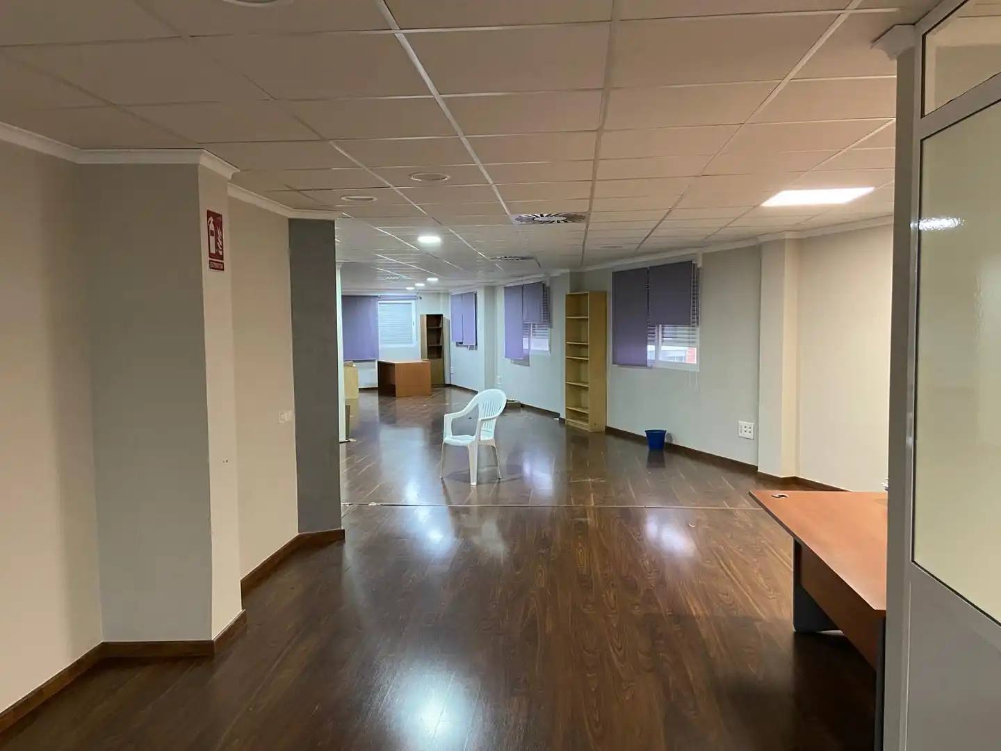 Office for sale in Albaida  with Air Conditioner