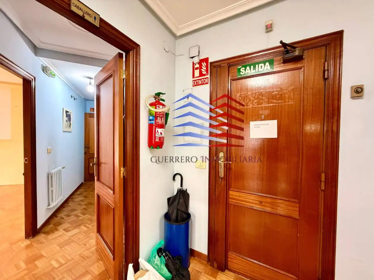 Piso en venta en Ourense Capital  con Calefacción, Trastero y Balcón