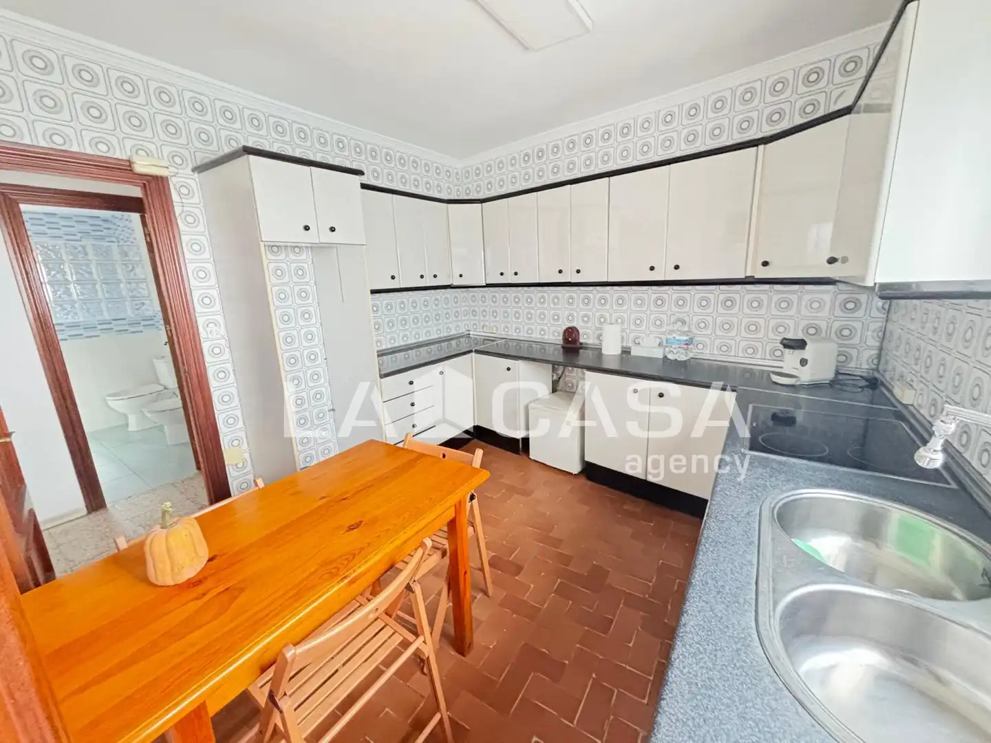 Cocina de Planta baja en venta en Algeciras con Jardín privado y Terraza