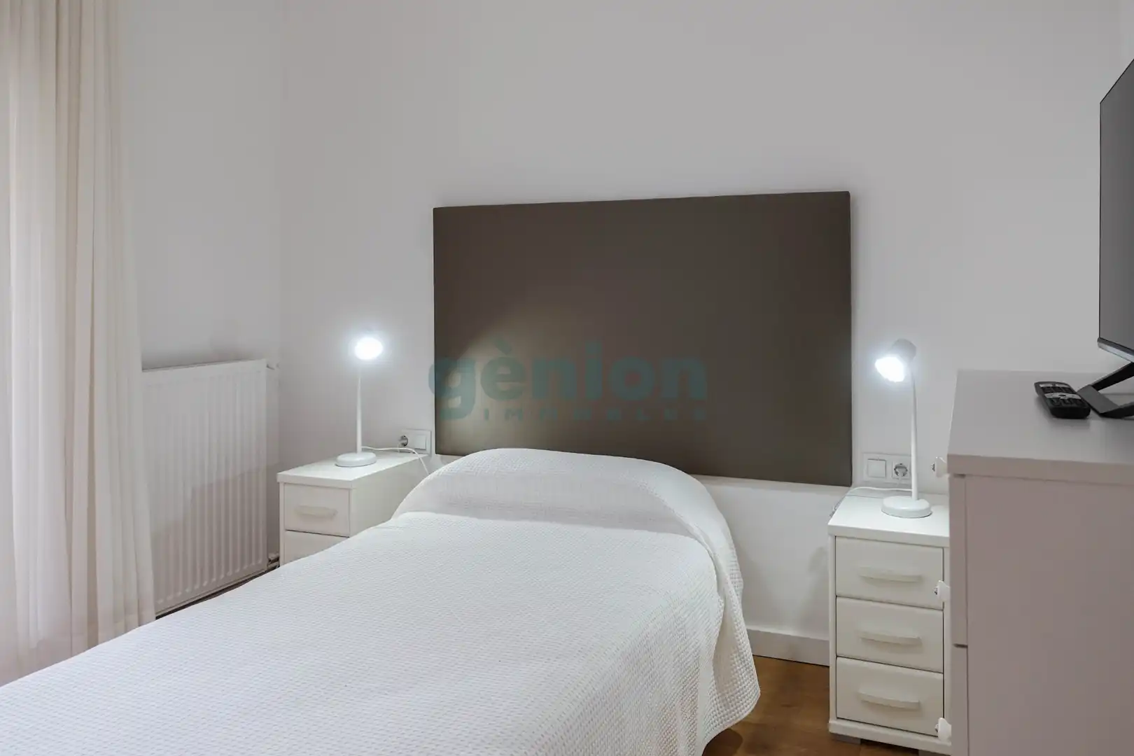 Habitación de Piso en venta en Girona con Aire acondicionado, Calefacción y Balcón