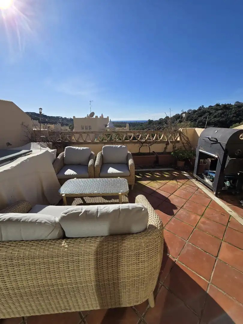 Wohnung zur Miete in Calle Hiedra, Elviria