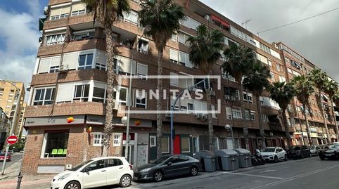 Foto 2 de Piso en venta en Benalúa, Alicante / Alacant
