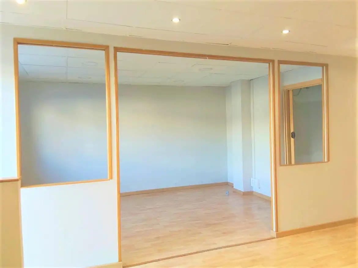 Local de alquiler en Lleida con Aire acondicionado, Calefacción y Parquet