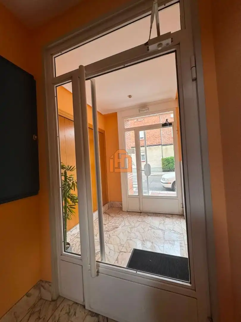 Apartament en venda a Calle Doña Urraca, Trobajo del Camino