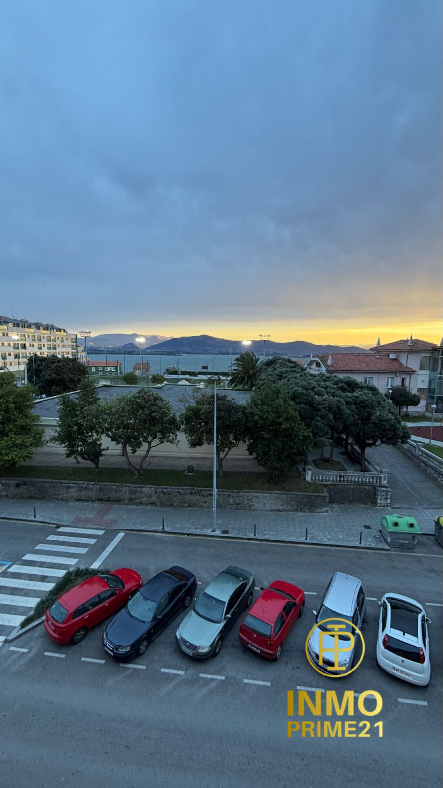 Exterior view of Flat for sale in Santander  with Heating, Parquet flooring and Furnished