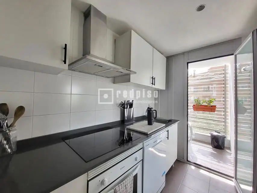 Cocina de Piso en venta en Valdemoro con Aire acondicionado, Calefacción y Jardín privado