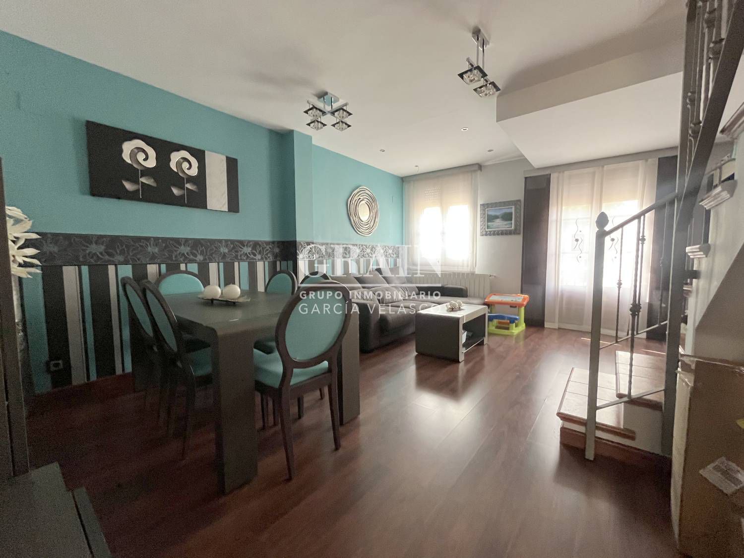 Casa adosada en venda a Chinchilla de Monte-Aragón