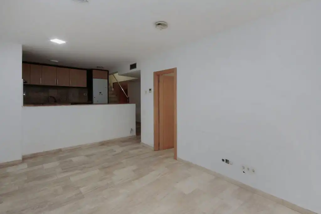 Duplexes for sale in Cr Martorell, Roc Blanc