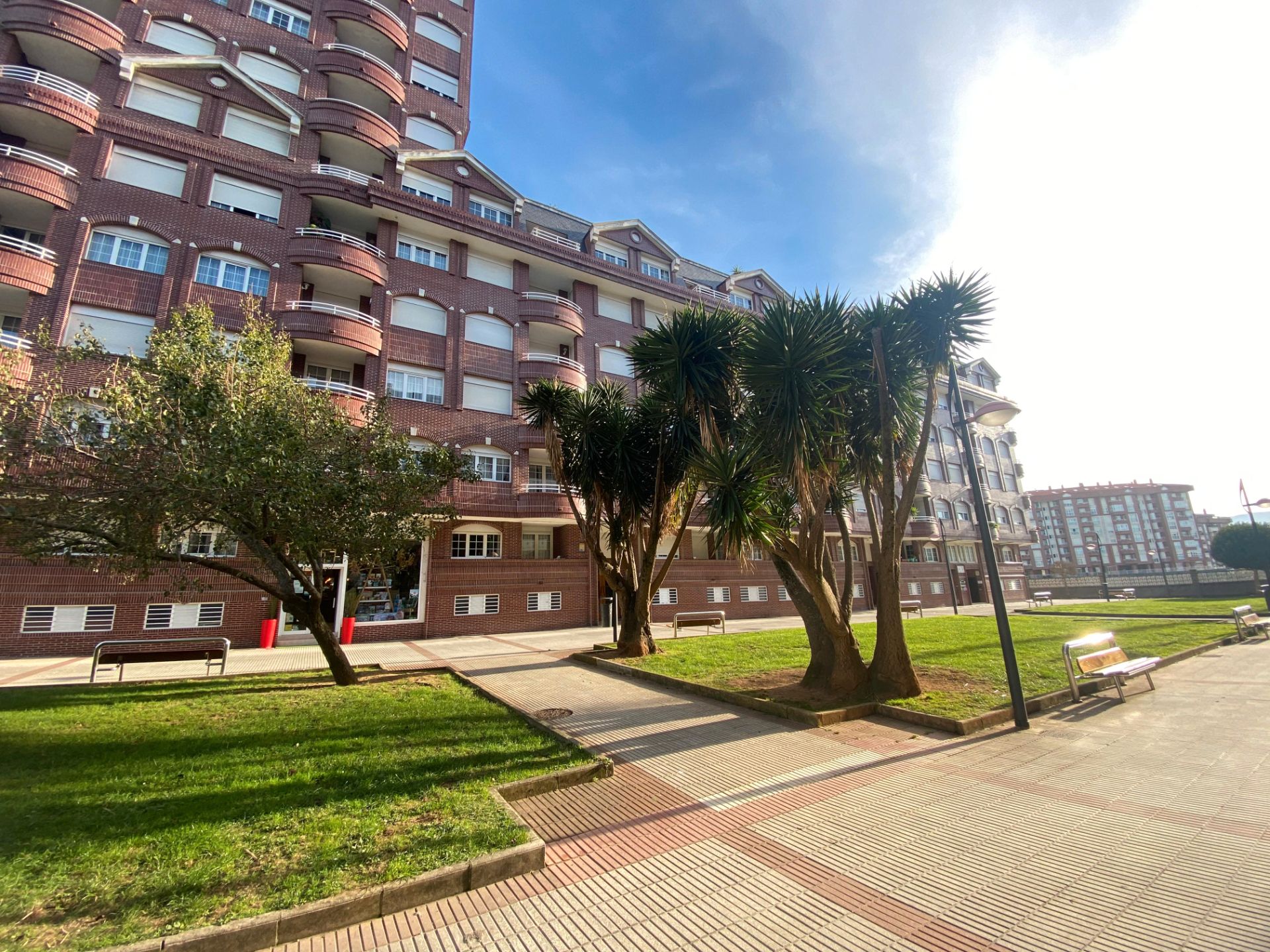 Exterior view of Flat for sale in Castro-Urdiales  with Terrace and Community pool