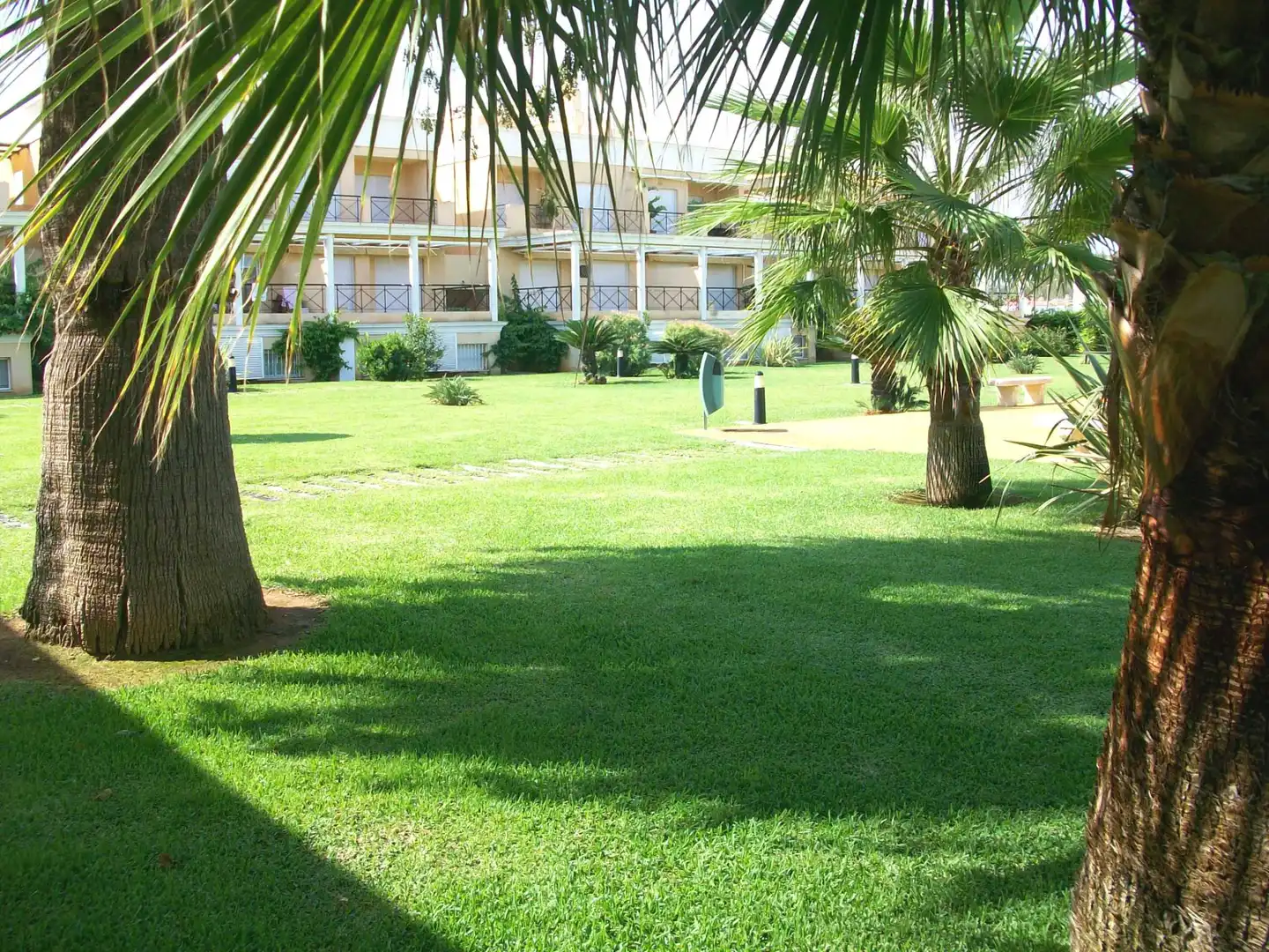 Jardí de Apartament de lloguer en Oliva amb Aire condicionat, Calefacció i Terrassa