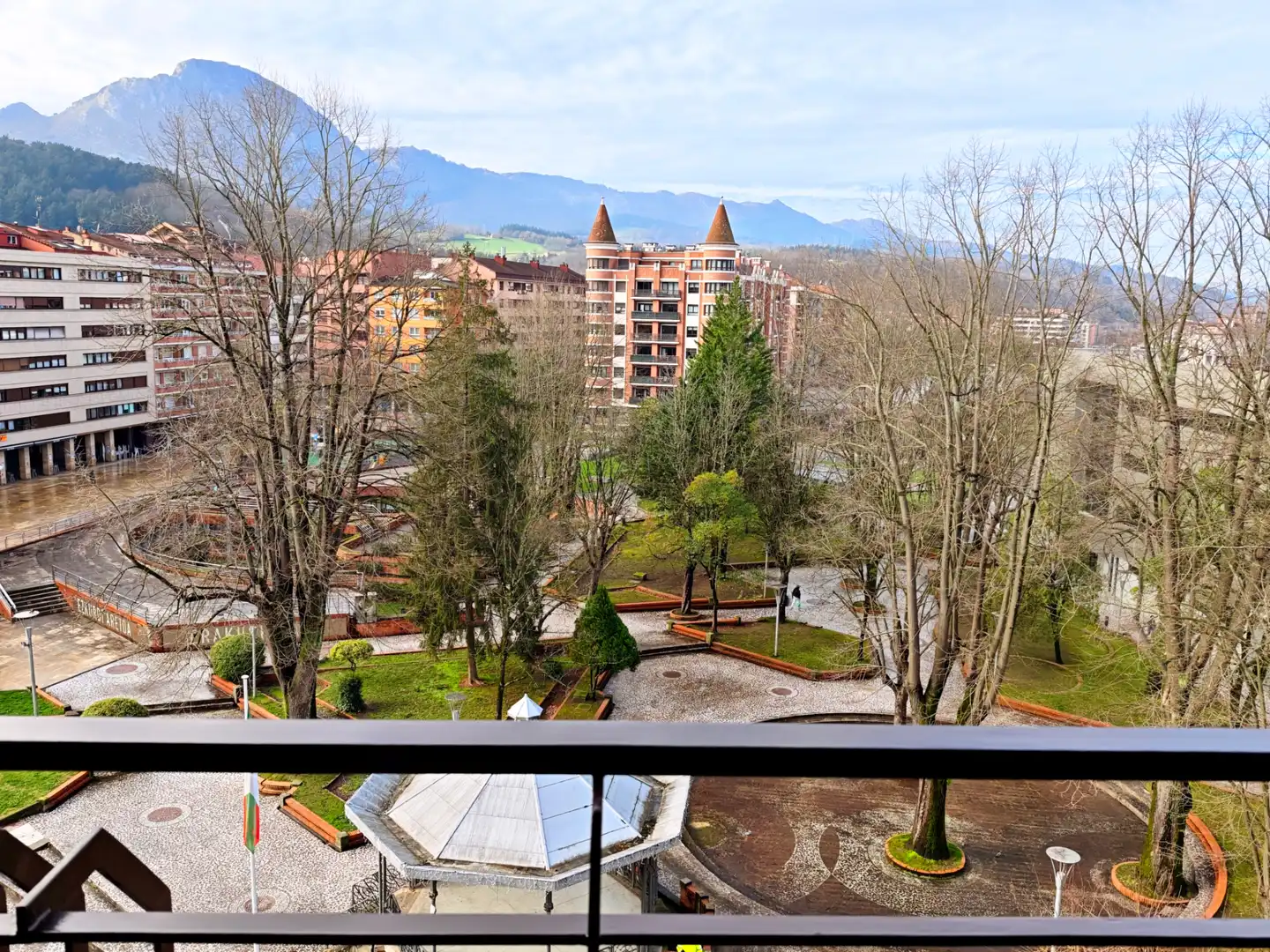 Vista exterior de Piso en venta en Durango con Calefacción, Terraza y Trastero