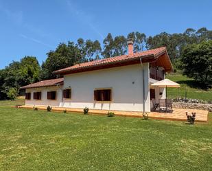 Exterior view of House or chalet for sale in Alfoz de Lloredo  with Heating, Private garden and Terrace