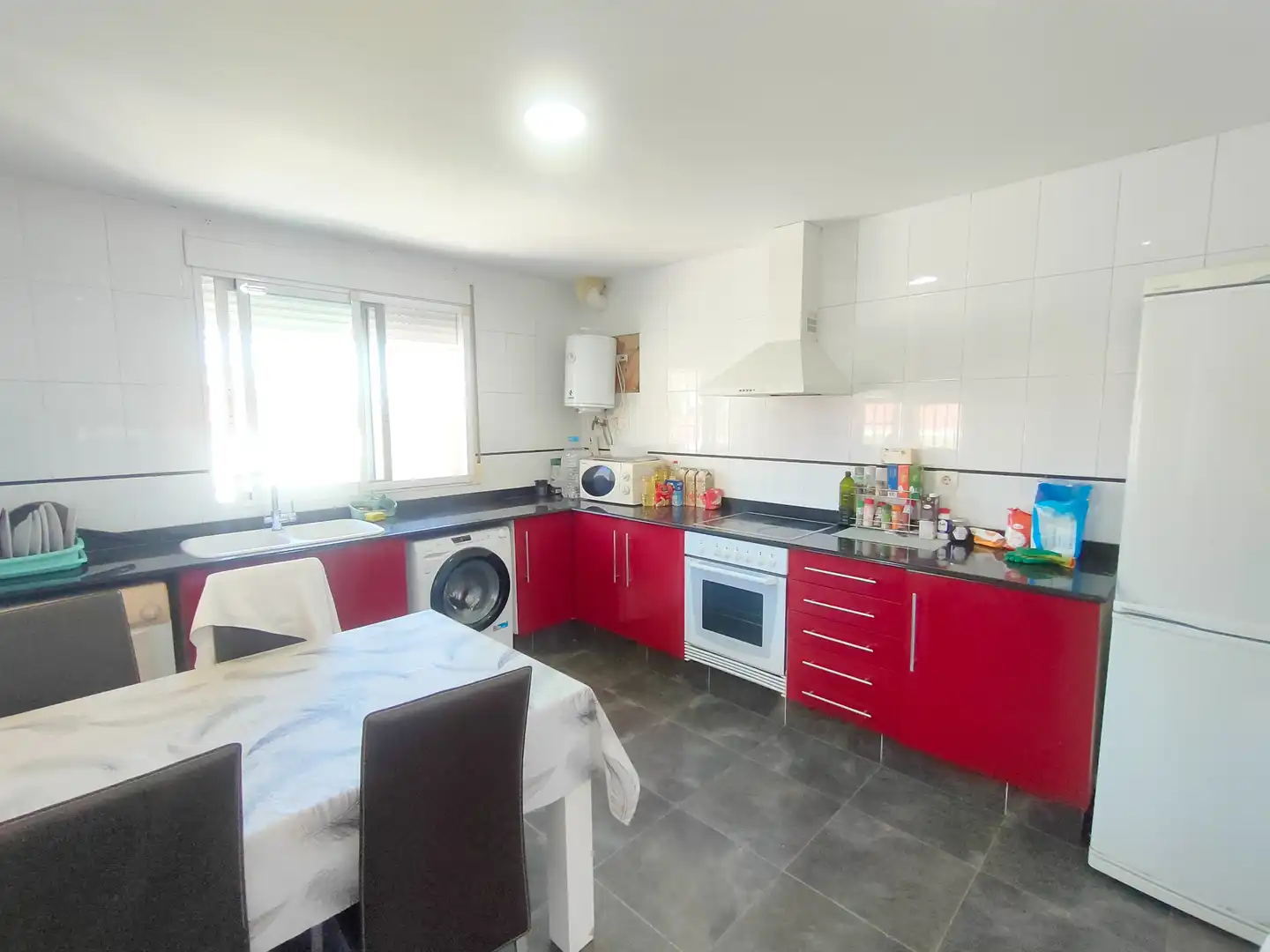 Cocina de Casa o chalet en venta en Torrent con Jardín privado y Terraza