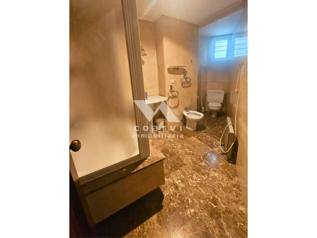Badezimmer von Wohnung zum Verkauf in Ourense Capital  mit Heizung, Parkett und Abstellraum