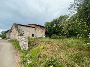 Casa bifamiliare con giardino in vendita a Posada - Barro