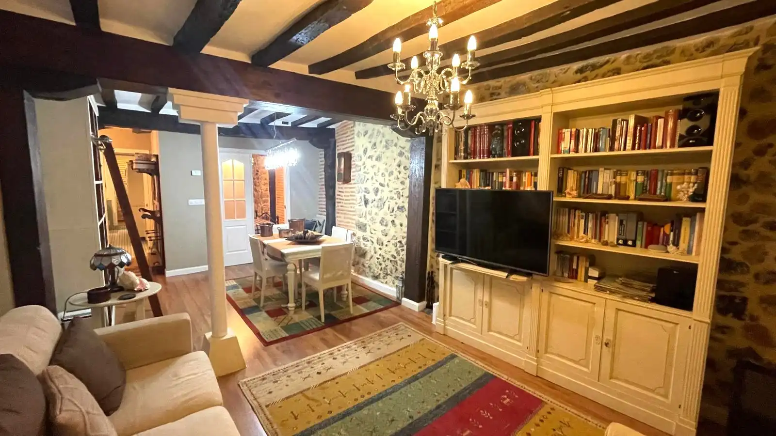 Living room of Flat for sale in Castro-Urdiales  with Heating, Furnished and Balcony