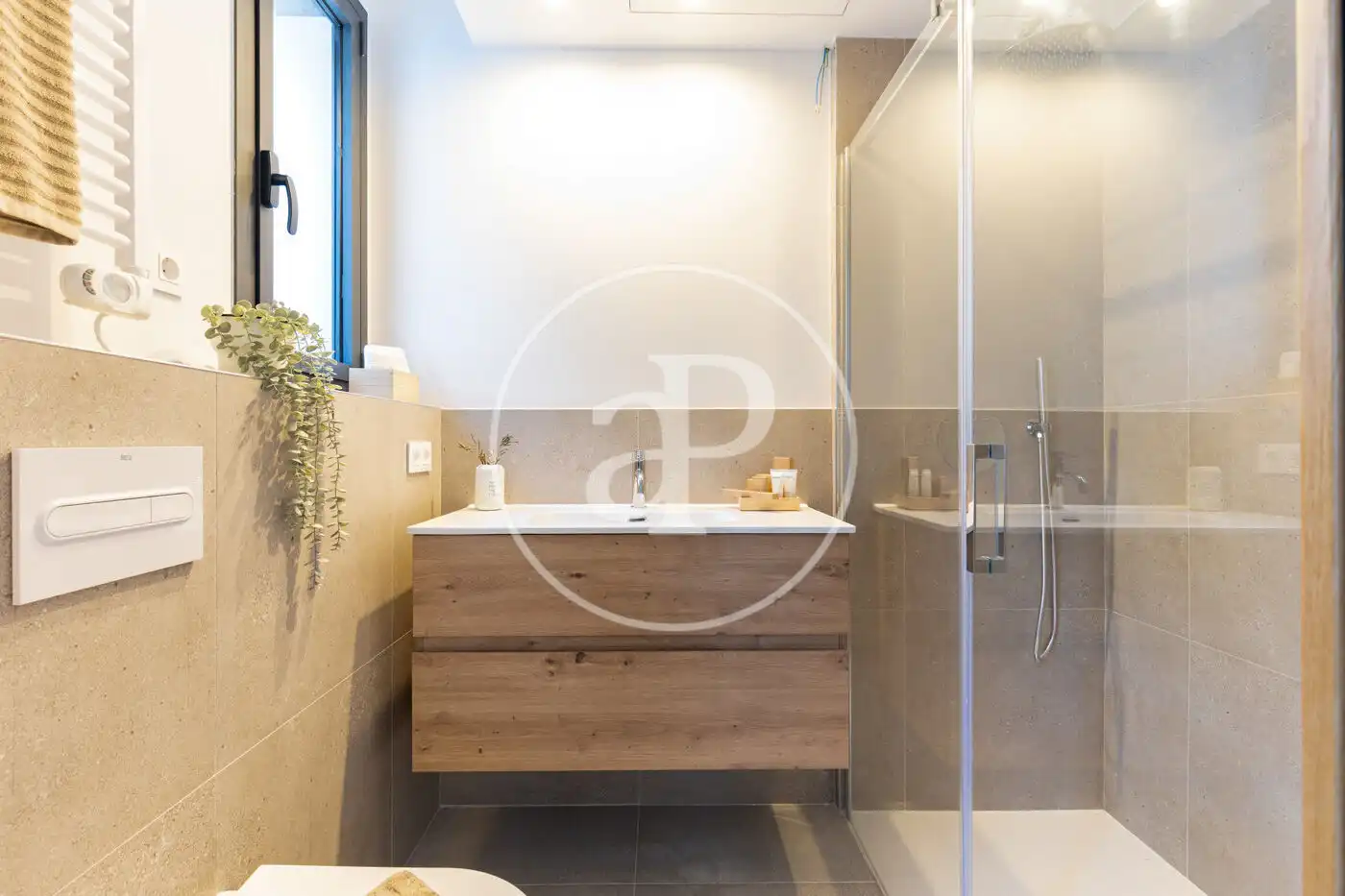 Baño de Piso en venta en Sant Cugat del Vallès con Aire acondicionado, Calefacción y Jardín privado