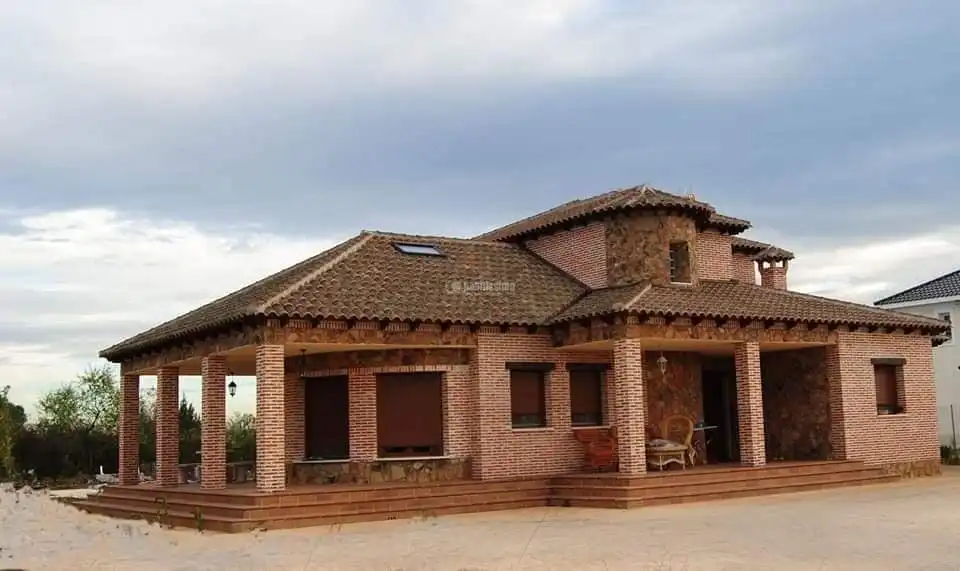 Vista exterior de Residencial en venta en Torrejón del Rey