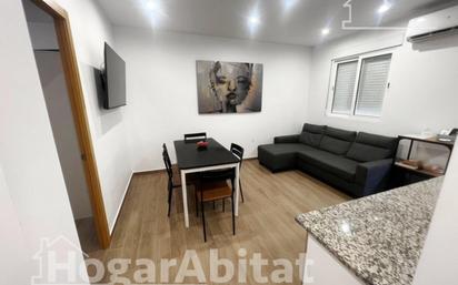Sala d'estar de Pis en venda en  Valencia Capital amb Aire condicionat, Calefacció i Balcó