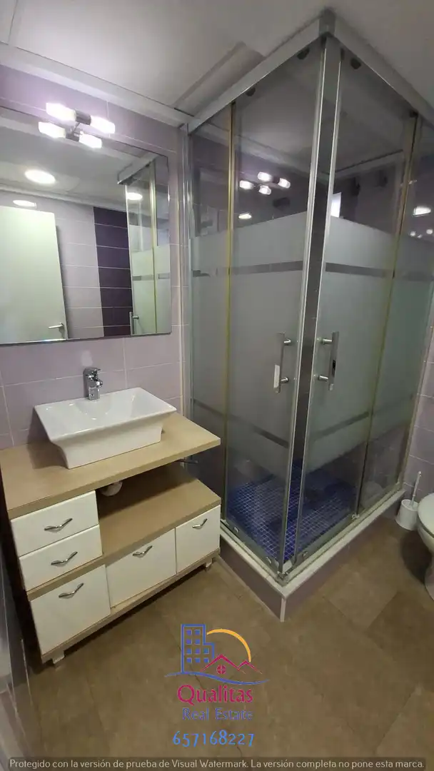 Badezimmer von Wohnungen zur Miete in Oliva mit Klimaanlage, Heizung und Terrasse
