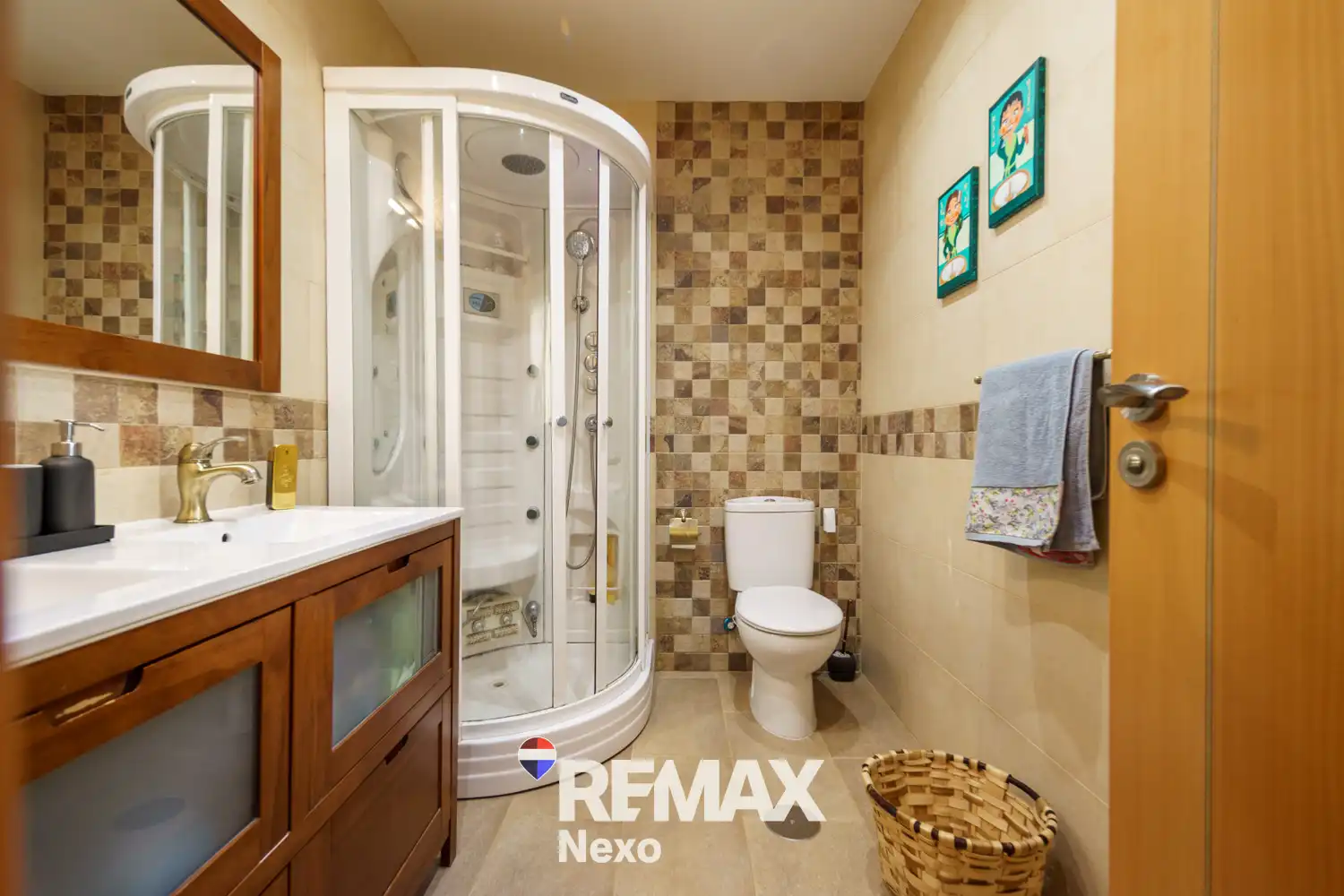 Baño de Casa adosada en venta en Cigales con Calefacción, Jardín privado y Terraza