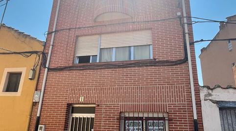 Foto 2 de Casa adosada en venda a Calle de San Pedro, 1, Valencia de Don Juan, León