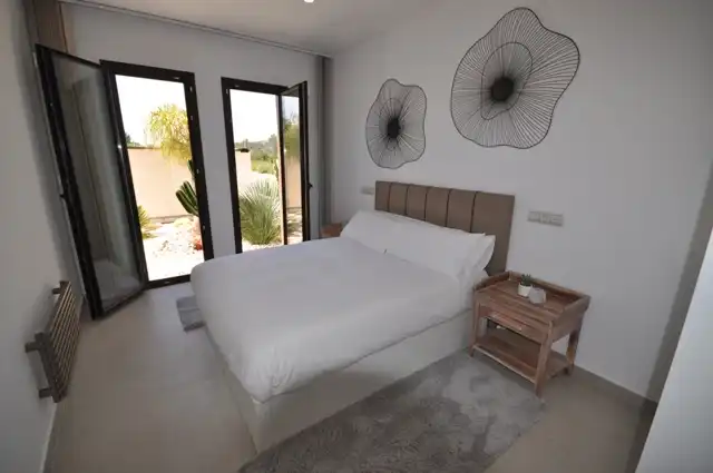 Chalet con piscina en venta en Miami Platja, imagen 6