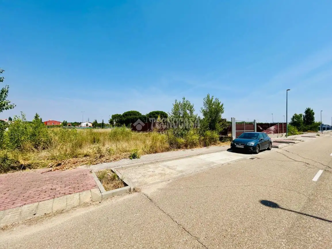 Terreni e lotti in vendita a Aldeamayor de San Martín, imagen 3