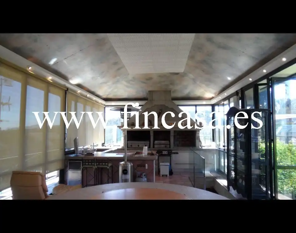Cocina de Casa o chalet en venta en Mos con Calefacción, Jardín privado y Parquet