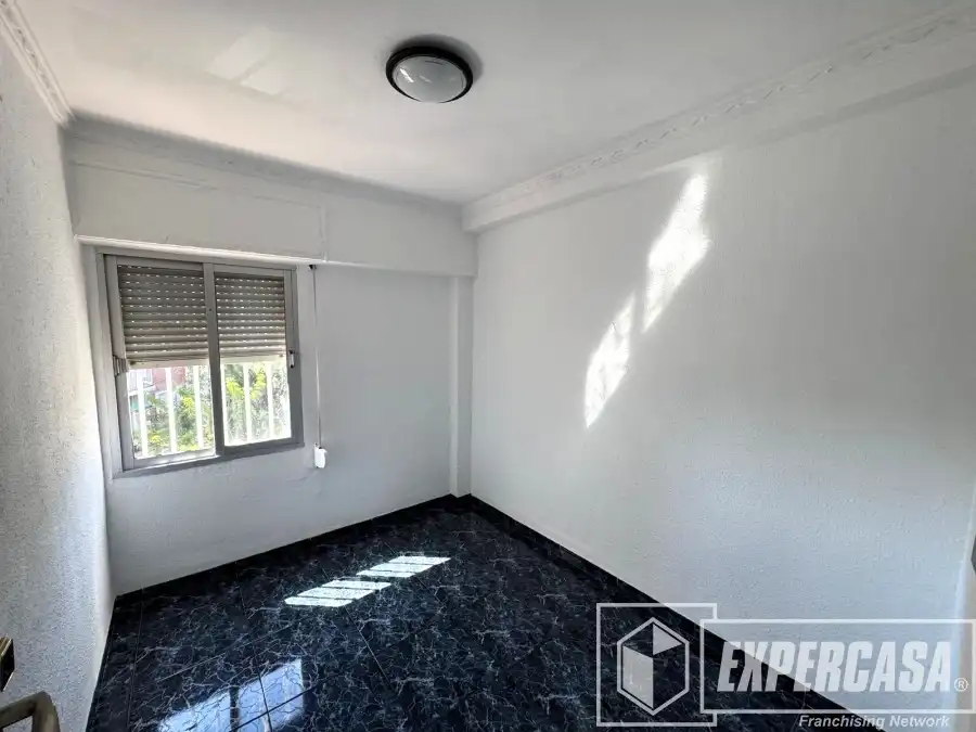 Bedroom of Flat for sale in Xirivella  with Air Conditioner and Heating