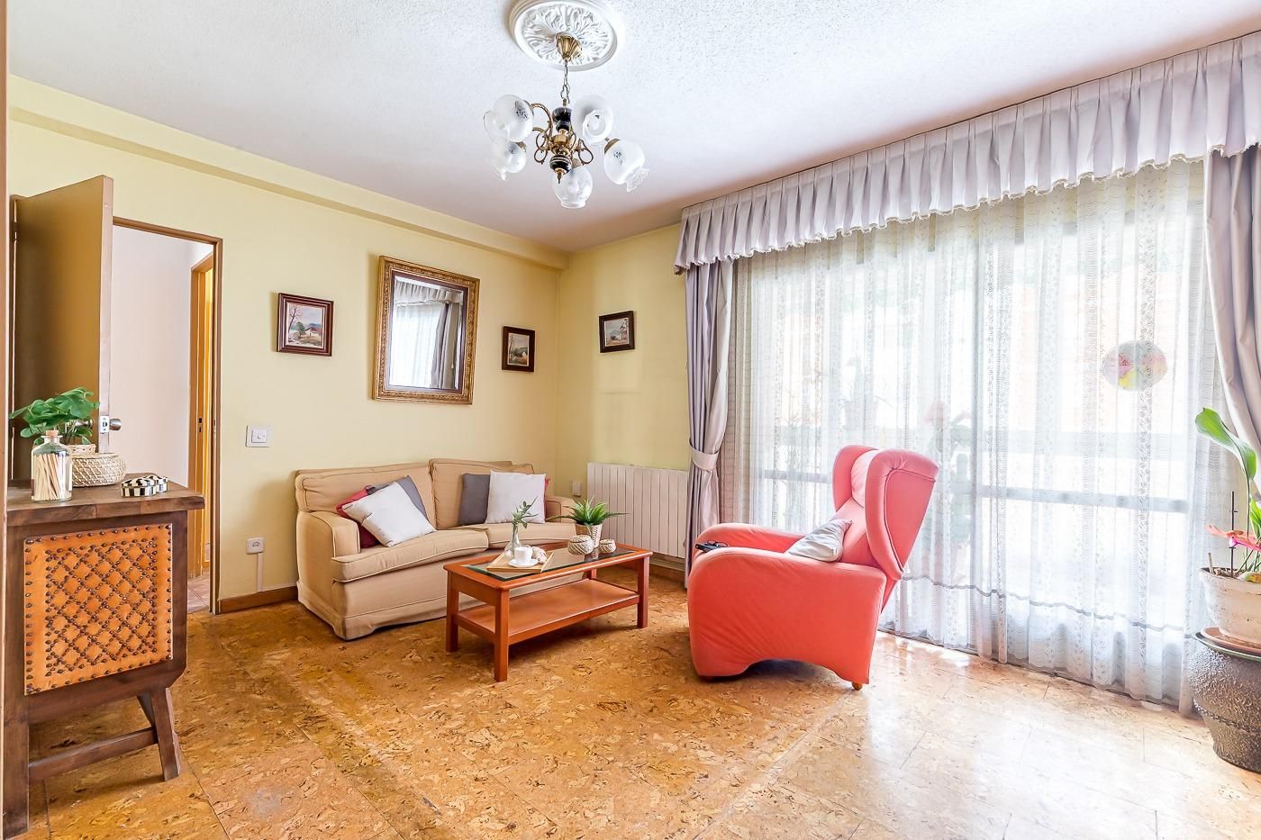 Sala d'estar de Pis en venda en Alcalá de Henares amb Calefacció i Terrassa