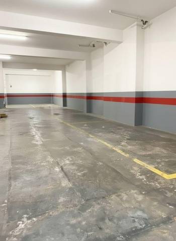 Local comercial en Venta en Palma de Mallorca - Calle de Sant Vicenç Ferrer en Son Canals